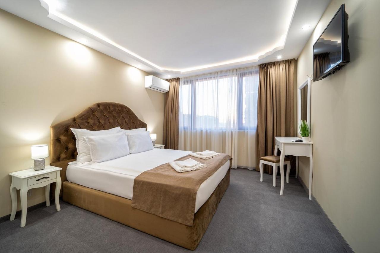 Hotel Rivera Добрич Экстерьер фото