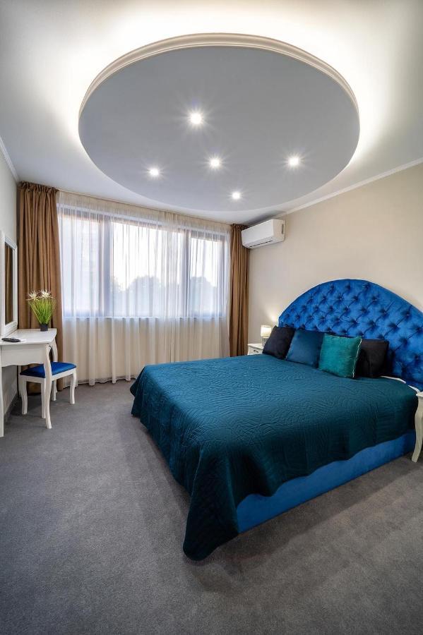 Hotel Rivera Добрич Экстерьер фото
