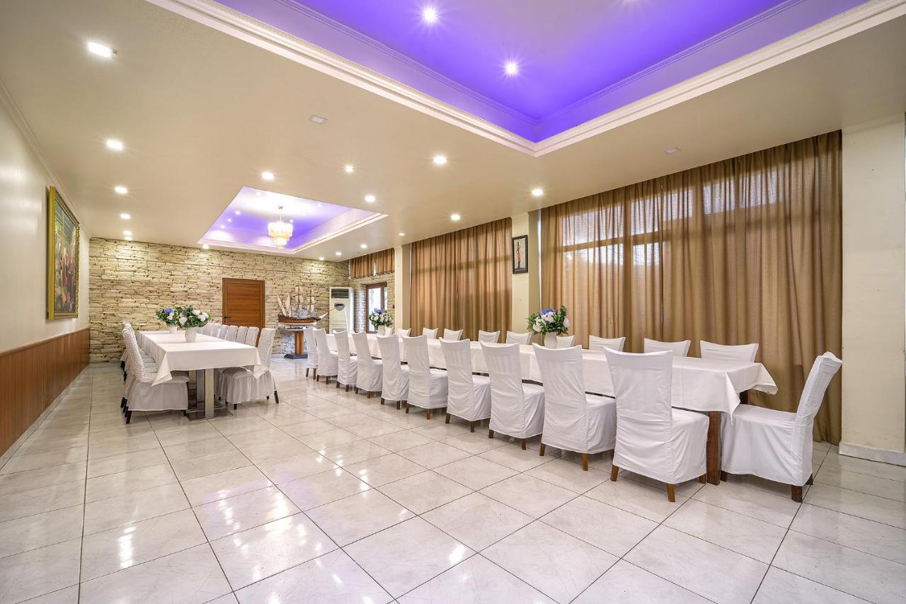 Hotel Rivera Добрич Экстерьер фото